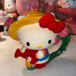 Hello Kitty Watering teapot